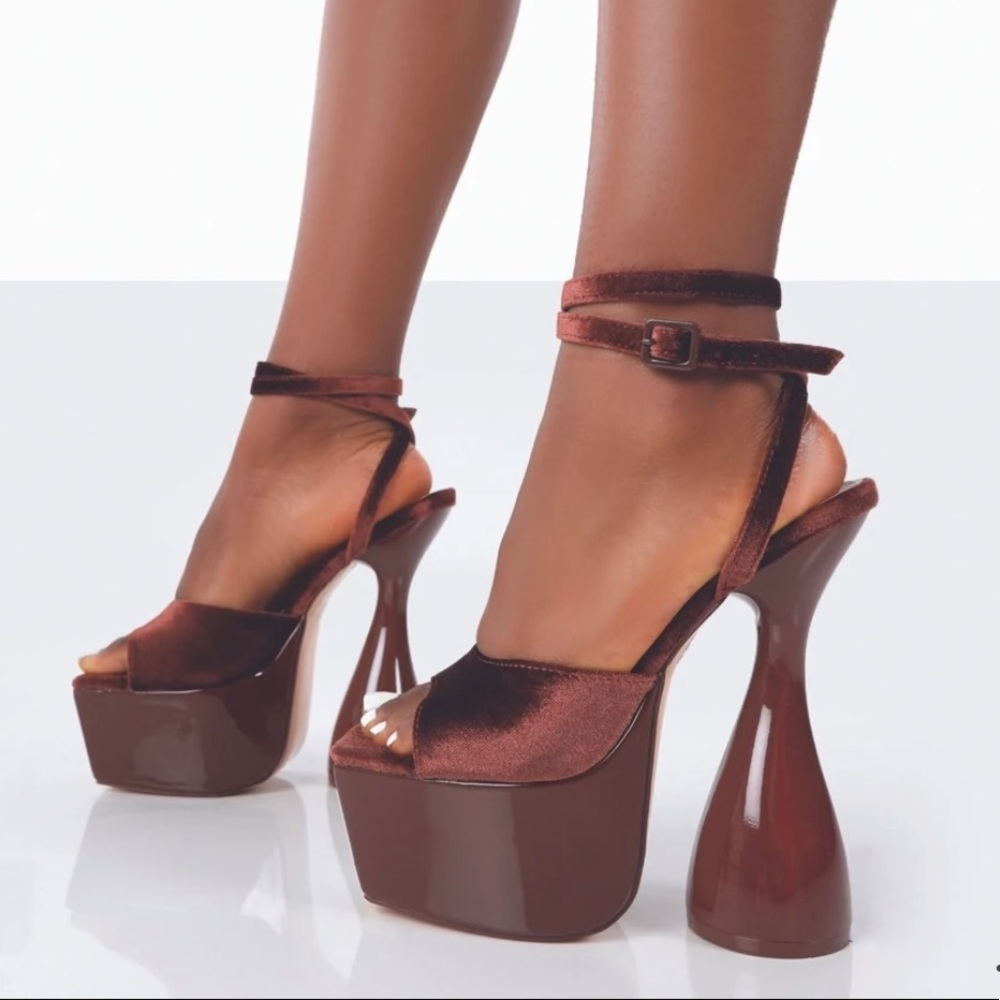 NEW ❤️ Public Desire DISCO CHOC FAUX VELVET LACE UP CYLINDER PLATFORM HEELS